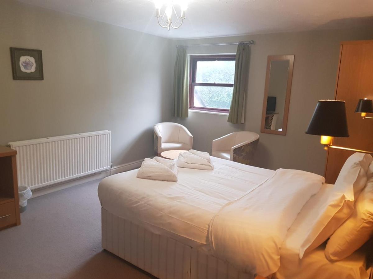 Marsh Farm Hotel Swindon Kültér fotó