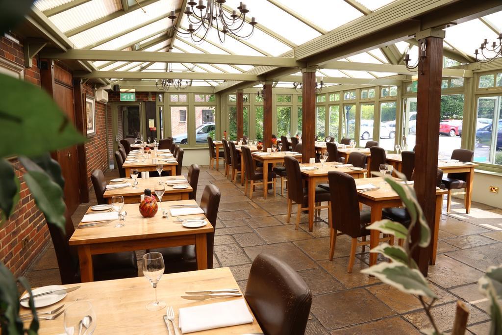 Marsh Farm Hotel Swindon Kültér fotó