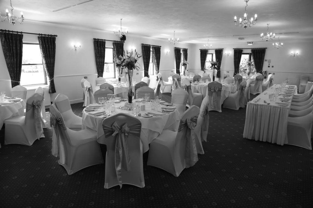 Marsh Farm Hotel Swindon Kültér fotó
