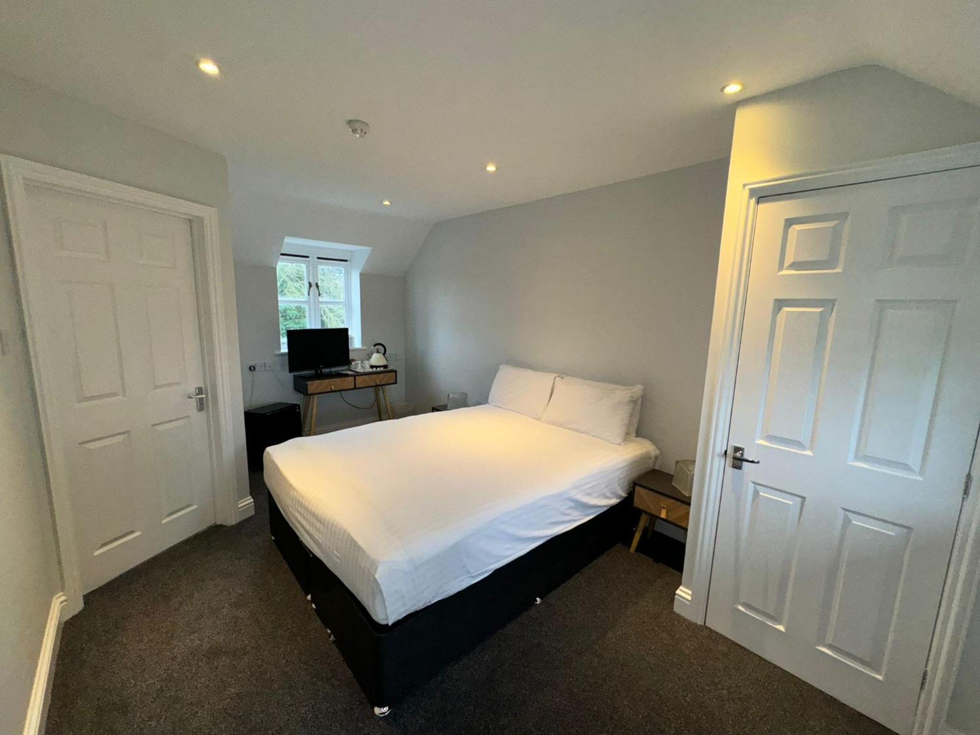 Marsh Farm Hotel Swindon Kültér fotó