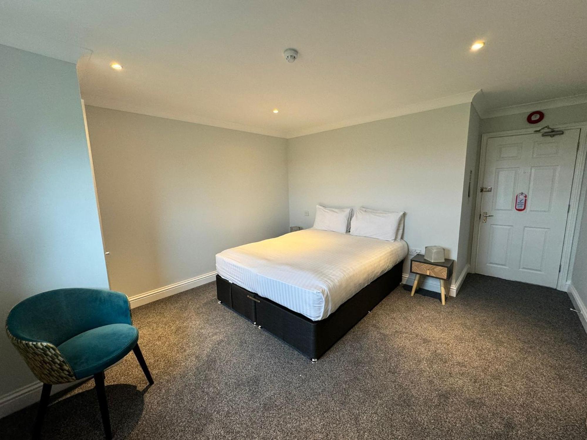 Marsh Farm Hotel Swindon Kültér fotó