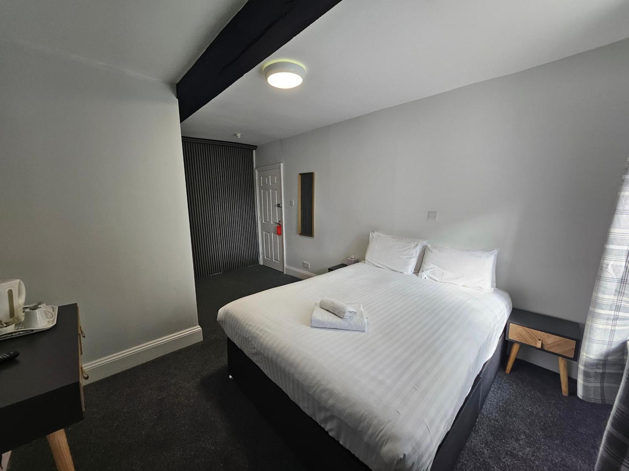 Marsh Farm Hotel Swindon Kültér fotó